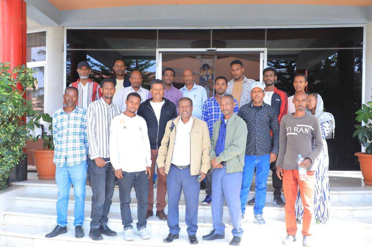 የአለም አቀፍ ድንች ምርምር ማዕከል(CIP) ከአማራ ግብርና ምርምር ኢንስቲትዩት እና ግብርና ቢሮ ጋር በመሆን  በአማራ ክልል በፓይለት ደረጃ ስራ ለመስራት እና የስኳር ድንችን ለማስፋት የሚያስችል የአሰልጣኞች ስልጠና ተሰጠ